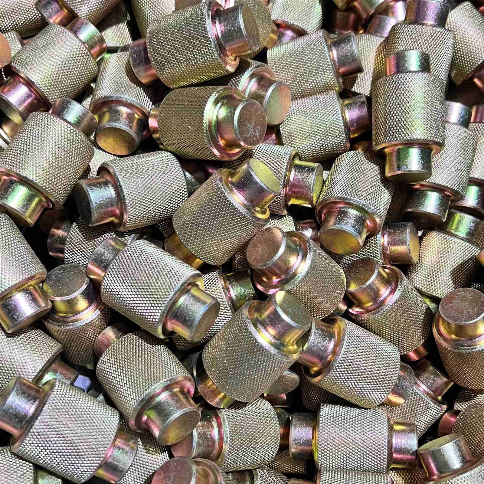 Roller with knurling Roller with knurling